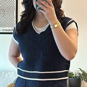 Abercrombie V-Neck Sweater Vest